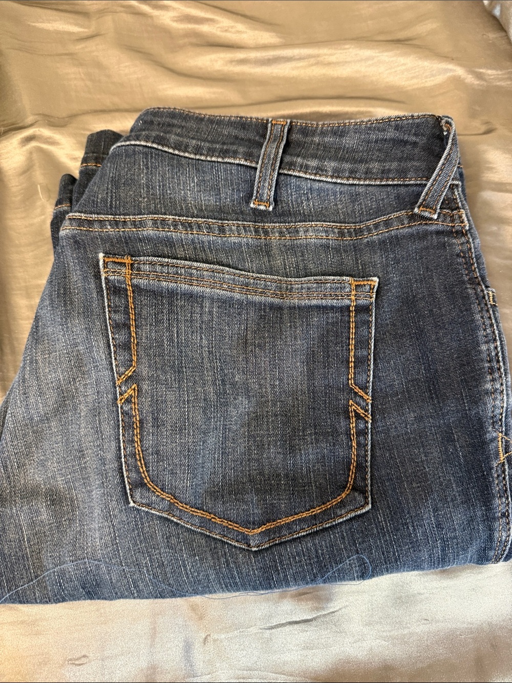 Size 32s Women’s Ariat Dark Blue Trouser Jeans with Contrast Stitching